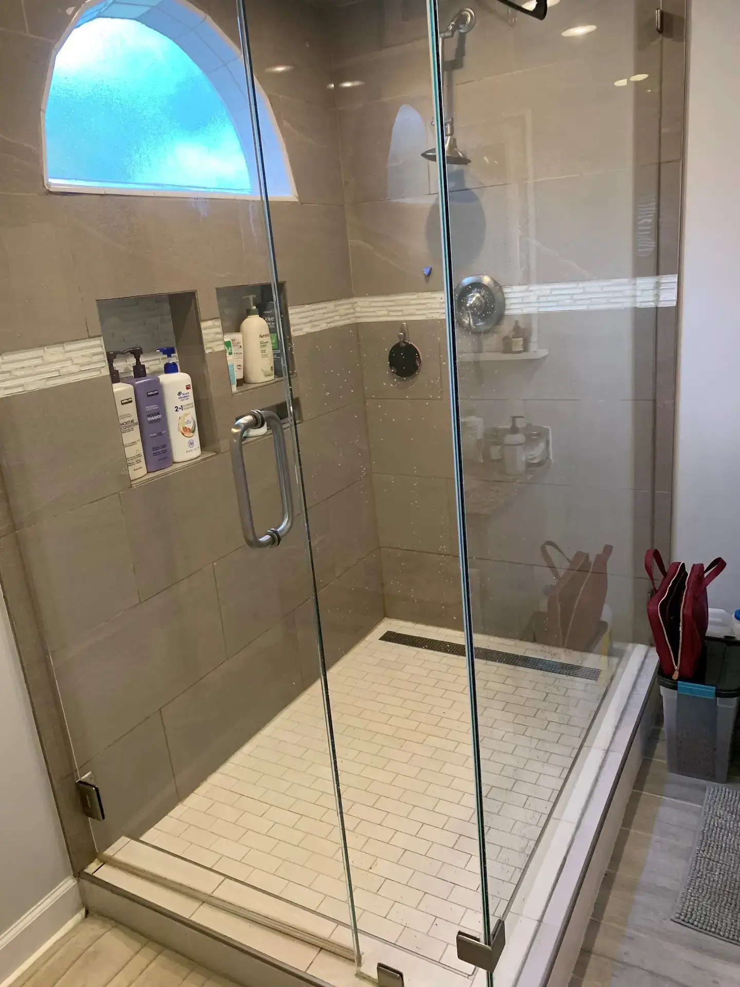 Bathroom after a deep cleaning service in Silver Lake